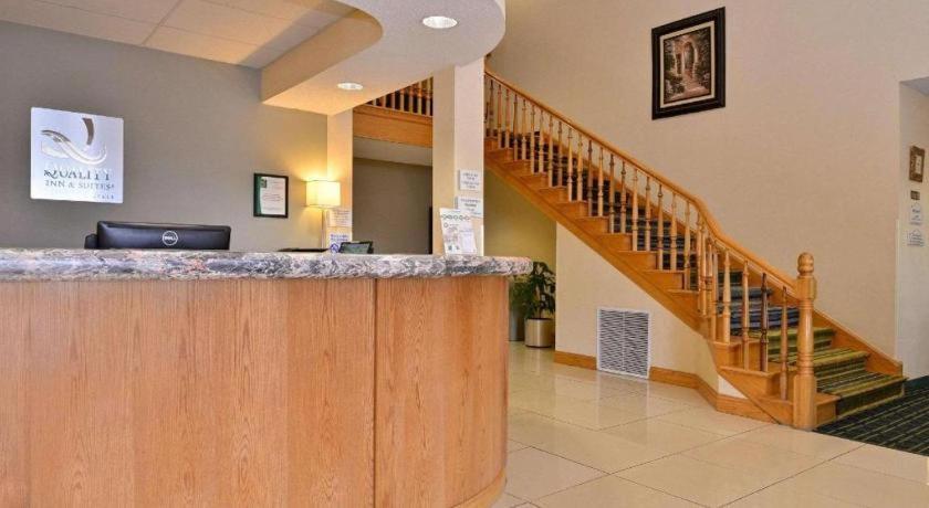 Quality Inn & Suites Jefferson City Esterno foto